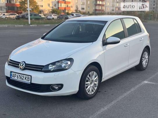 Volkswagen Golf 2011г. в рассрочку