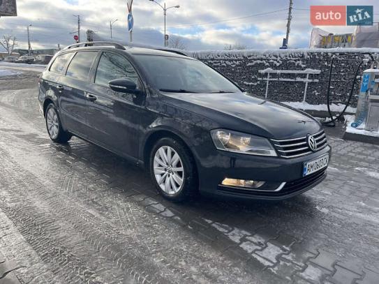 Volkswagen Passat                          2011г. в рассрочку