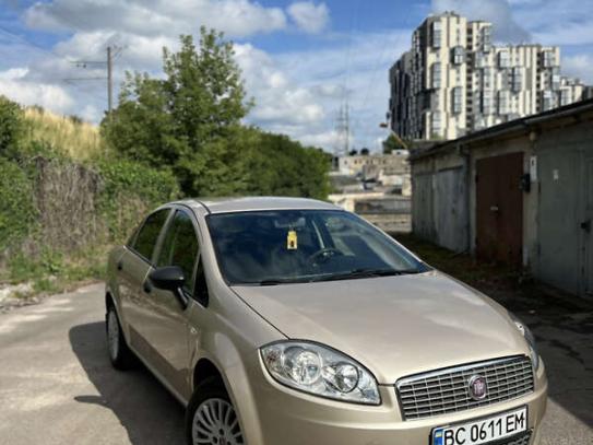 Fiat Linea
                           2012г. в рассрочку