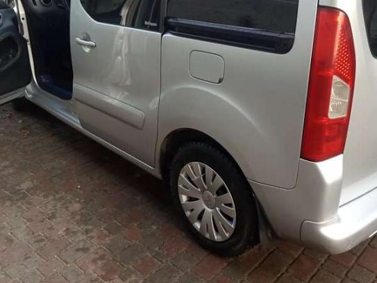 Citroen Berlingo                        2012г. в рассрочку