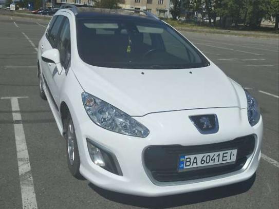 Peugeot 308                             2011г. в рассрочку