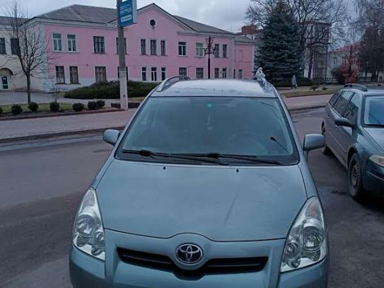 Toyota Corolla verso
                   2008г. в рассрочку