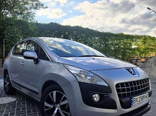 Peugeot 3008                            2010г. в рассрочку