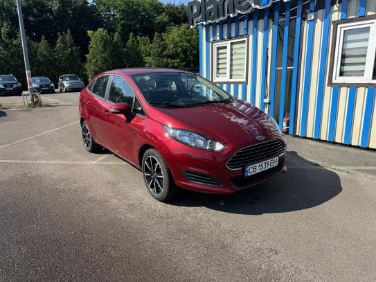 Ford Fiesta                          2016г. в рассрочку