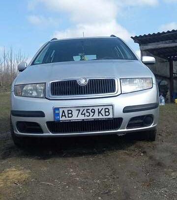 Skoda Fabia                           2006г. в рассрочку