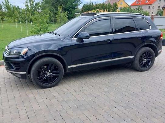 Volkswagen Touareg
                         2015г. в рассрочку
