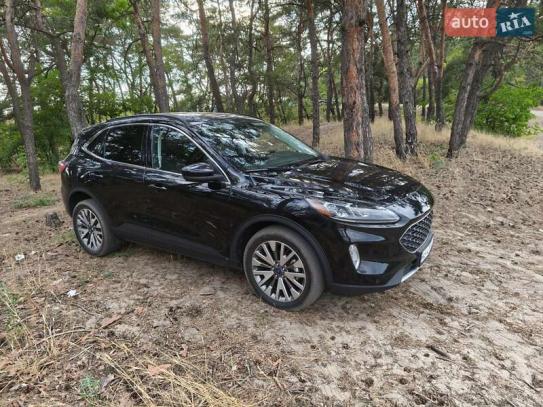 Ford Escape 2022г. в рассрочку