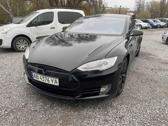 Tesla Model s 2014р. у розстрочку