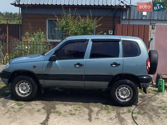 Chevrolet Niva                            2005г. в рассрочку