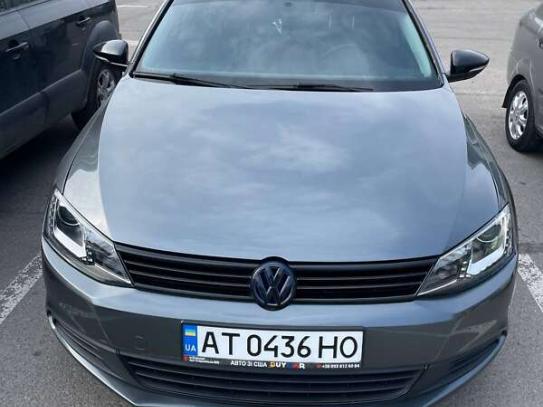 Volkswagen Jetta 2013г. в рассрочку