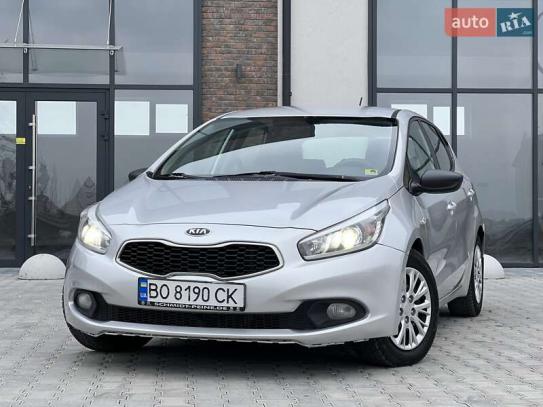 Kia Ceed
                            2012г. в рассрочку