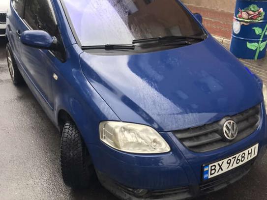 Volkswagen Fox 2009р. у розстрочку