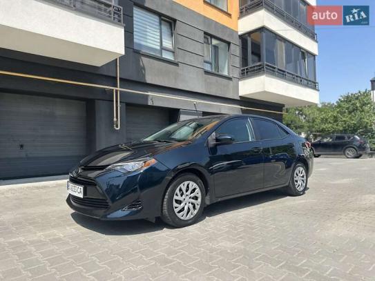 Toyota Corolla                         2017г. в рассрочку