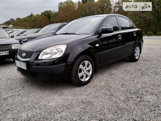 Kia Rio 2007р. у розстрочку