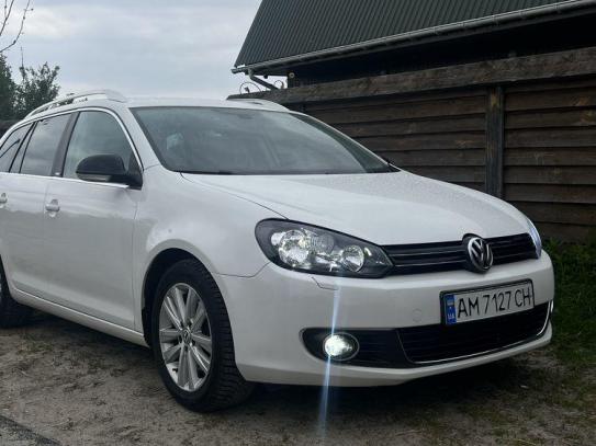 Volkswagen Golf 2012g. in Raten