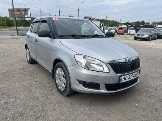 Skoda Fabia                           2012г. в рассрочку