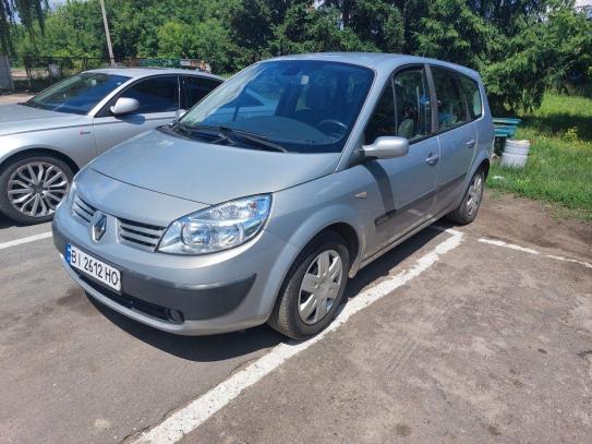 Renault Scenic ii                       2005г. в рассрочку