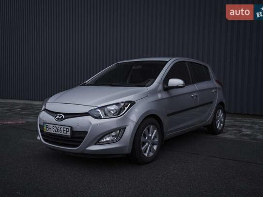 Hyundai I20                             2012г. в рассрочку