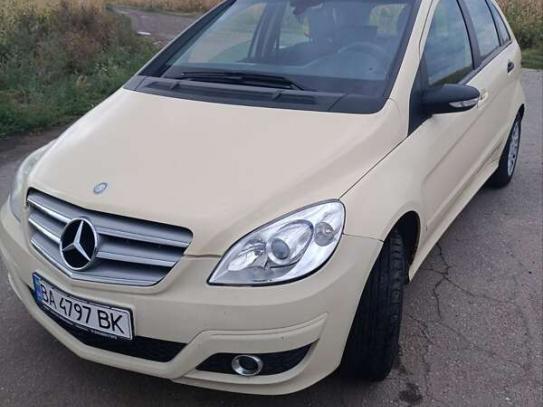 Mercedes-benz B 180 cdi 2010р. у розстрочку