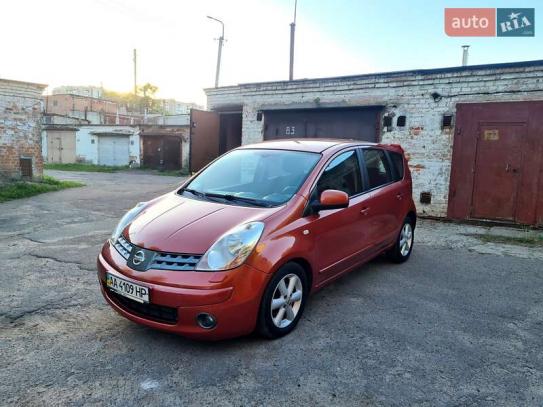 Nissan Note 2008р. у розстрочку