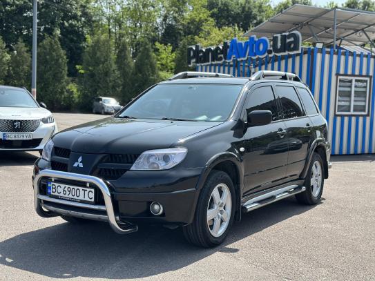 Mitsubishi Outlander                       2007г. в рассрочку