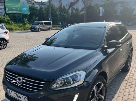 Volvo Xc60                            2013г. в рассрочку