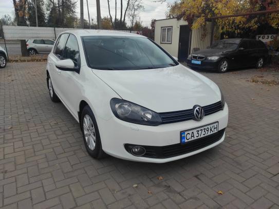 Volkswagen Golf 2012р. у розстрочку