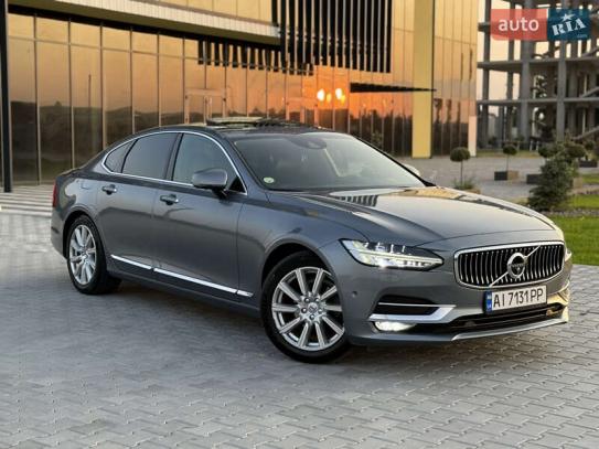 Volvo S90                             2017г. в рассрочку