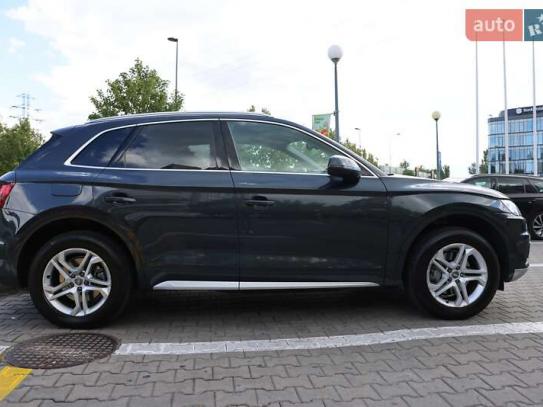 Audi Q5 2017г. в рассрочку