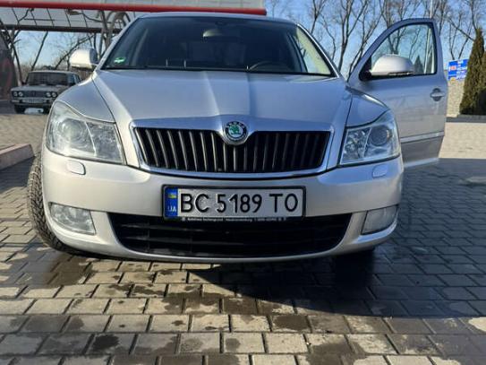 Skoda Octavia                         2012г. в рассрочку