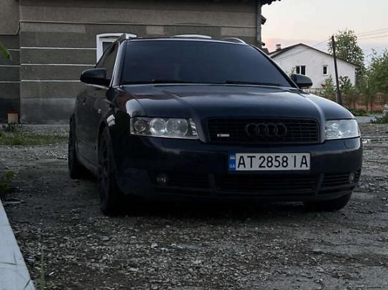 Audi A4                              2003г. в рассрочку