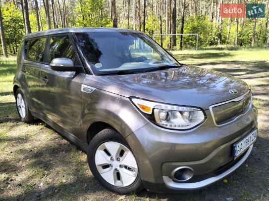 Kia Soul
                            2016г. в рассрочку