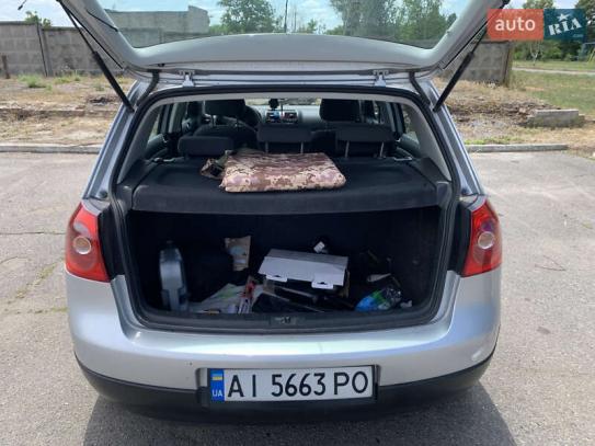 Volkswagen Golf
                            2007г. в рассрочку