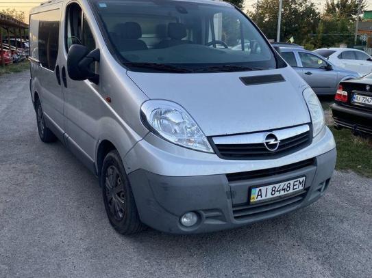 Opel Vivaro                          2012г. в рассрочку