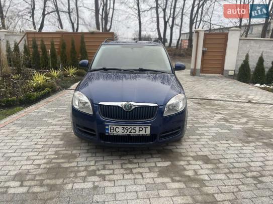 Skoda Fabia 2009р. у розстрочку