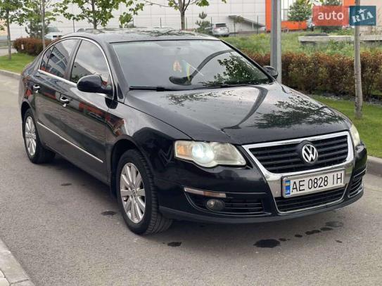Volkswagen Passat
                          2007г. в рассрочку