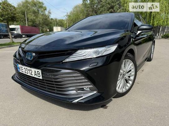 Toyota Camry 2020р. у розстрочку