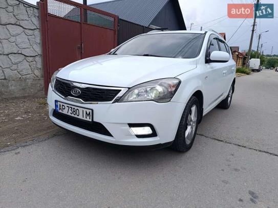 Kia Ceed                            2012г. в рассрочку