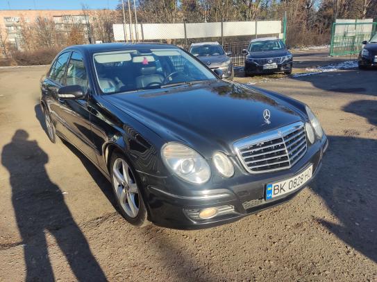 Mercedes-benz E 200 cdi                       2006г. в рассрочку