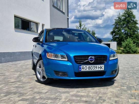 Volvo V50
                             2010г. в рассрочку