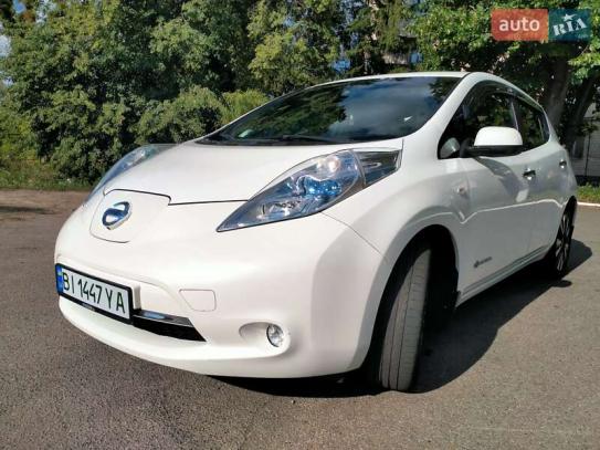 Nissan Leaf                            2014г. в рассрочку