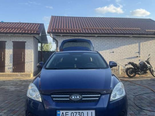 Kia Ceed
                            2008г. в рассрочку