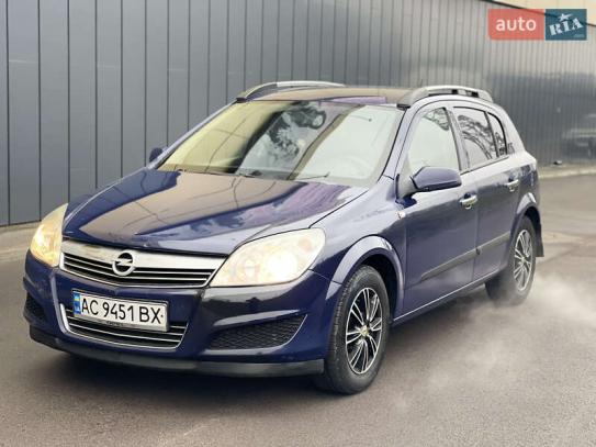 Opel Astra 2007г. в рассрочку