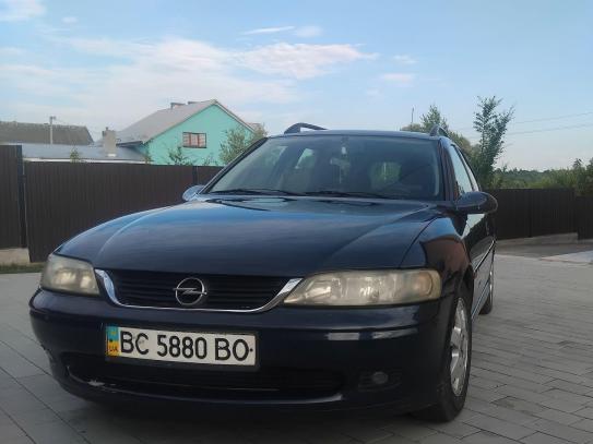 Opel Vectra                          2002г. в рассрочку