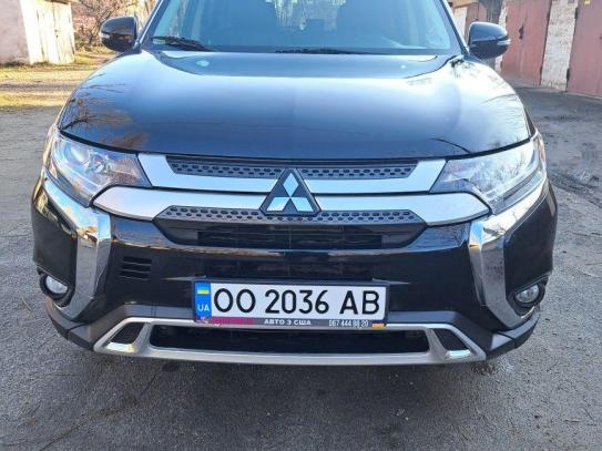 Mitsubishi Outlander                       2019г. в рассрочку