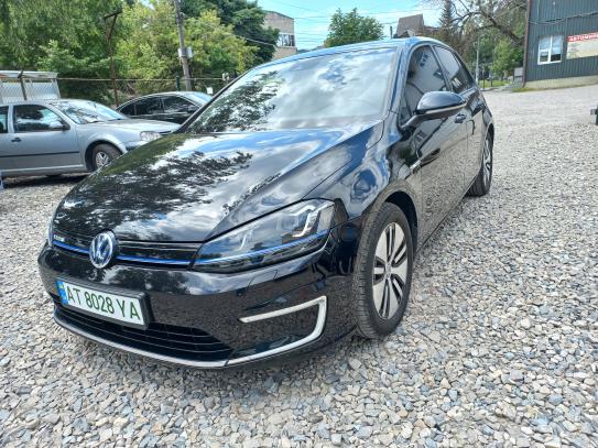 Volkswagen E-golf                          2015г. в рассрочку