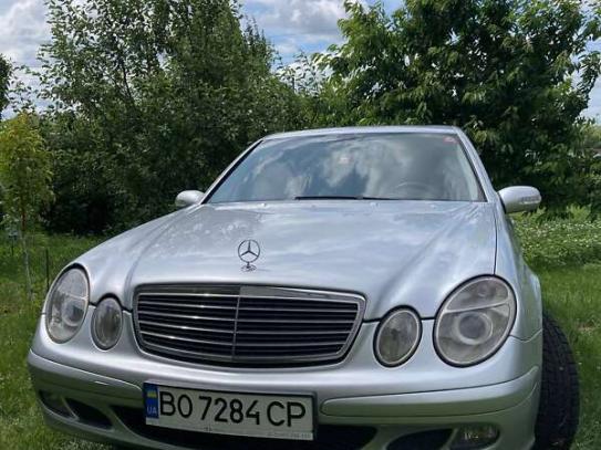 Mercedes-benz E-class                         2005г. в рассрочку