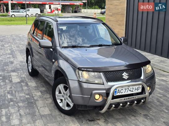 Suzuki Grand vitara                    2005г. в рассрочку
