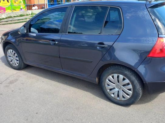 Volkswagen Golf
                            2009г. в рассрочку