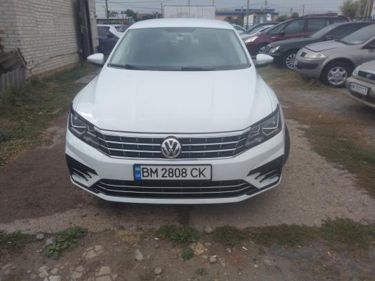 Volkswagen Passat 2018р. у розстрочку